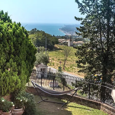 S278 Porzione Di Trilocale Con Giardino Vista Mare Sirolo